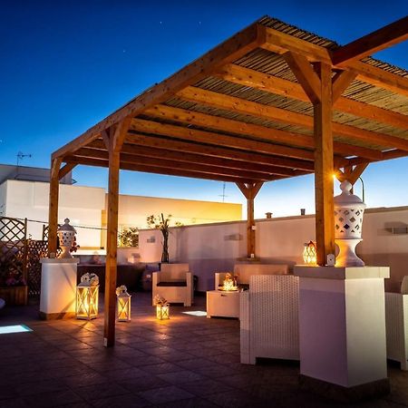 Bed and Breakfast Le Colonne Racale Esterno foto