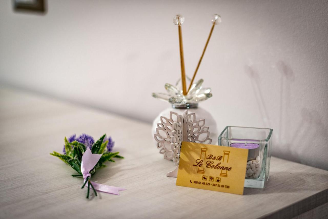 Bed and Breakfast Le Colonne Racale Esterno foto