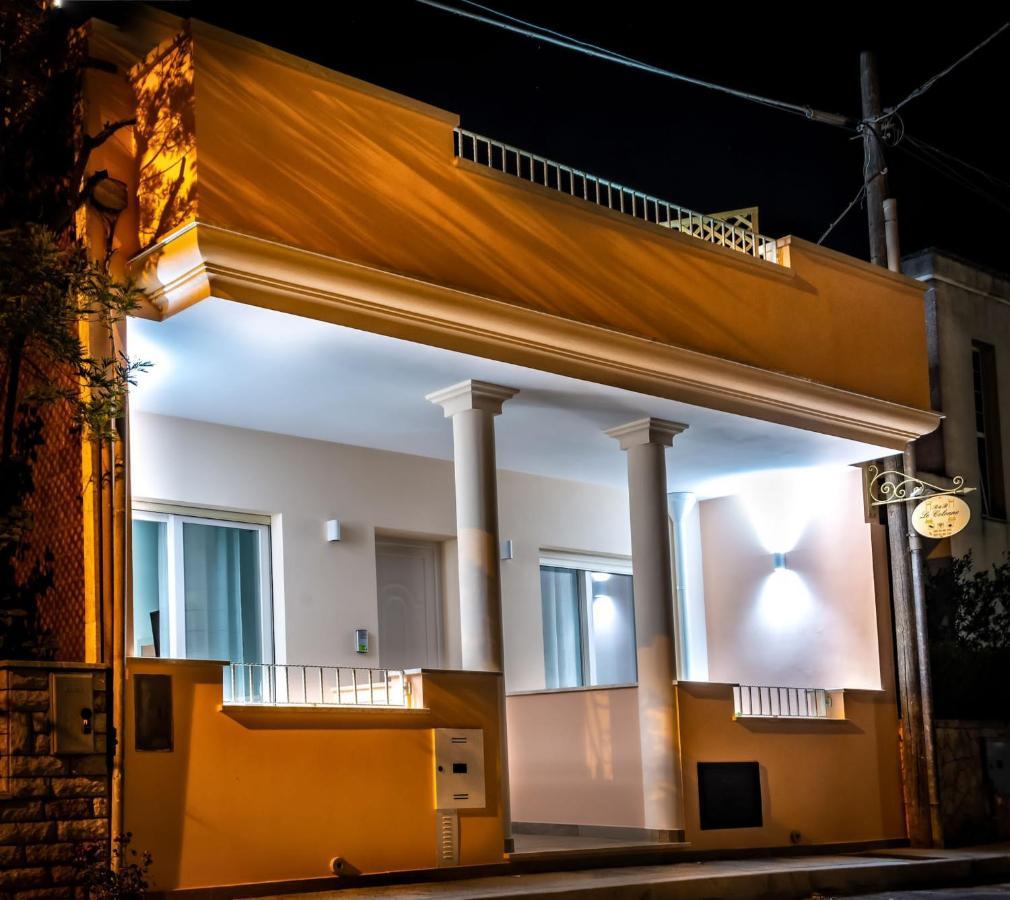 Bed and Breakfast Le Colonne Racale Esterno foto